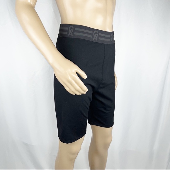 Good American Black Athletic Shorts - Picture 7 of 10